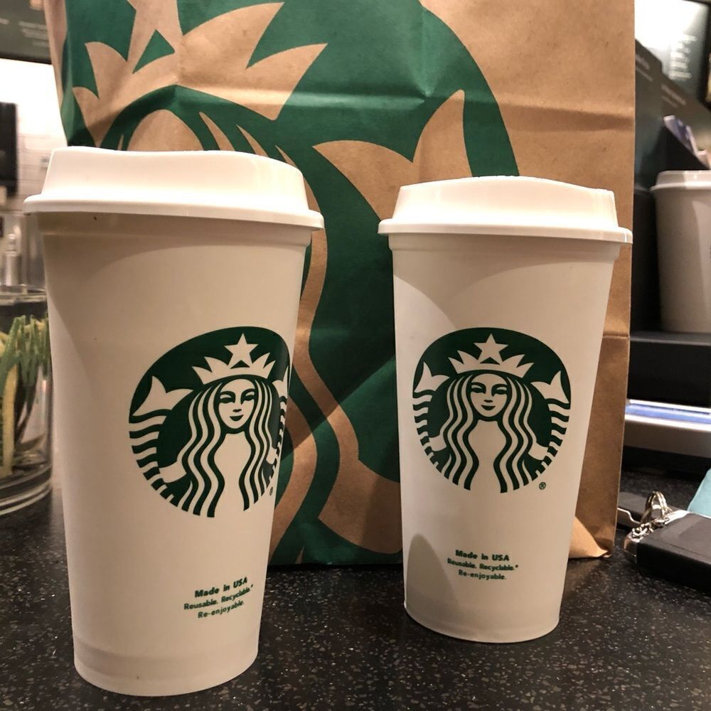 STARBUCKS Logo White Reuseable Cup Mug to go w/Lid